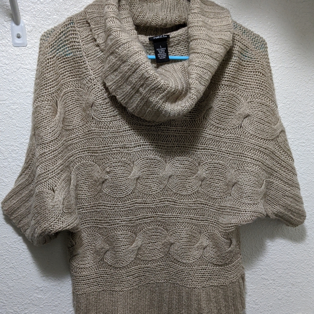 Turtle neck short sleve